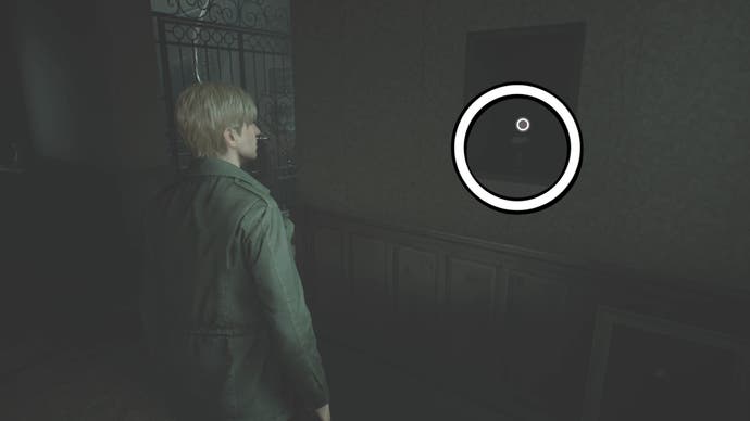 A white circle showing where the Obsidian Goblet is in Silent Hill 2.