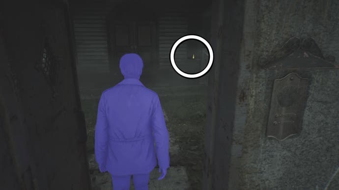 A white circle showing where the White Chrism item is in Silent Hill 2.